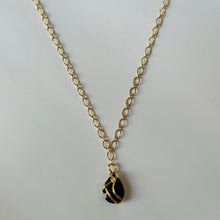 Load image into Gallery viewer, Black Pendant Gold Necklace
