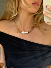 Load image into Gallery viewer, Australian Zebra Jasper Crystal &amp; Pearl Gold Necklace
